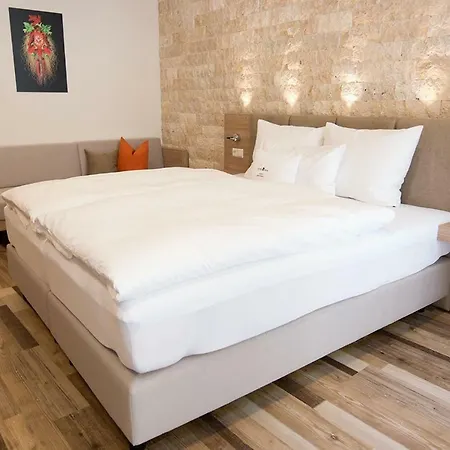 Hotelmyhome Hotel