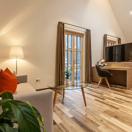 Hotel Hotelmyhome 4*